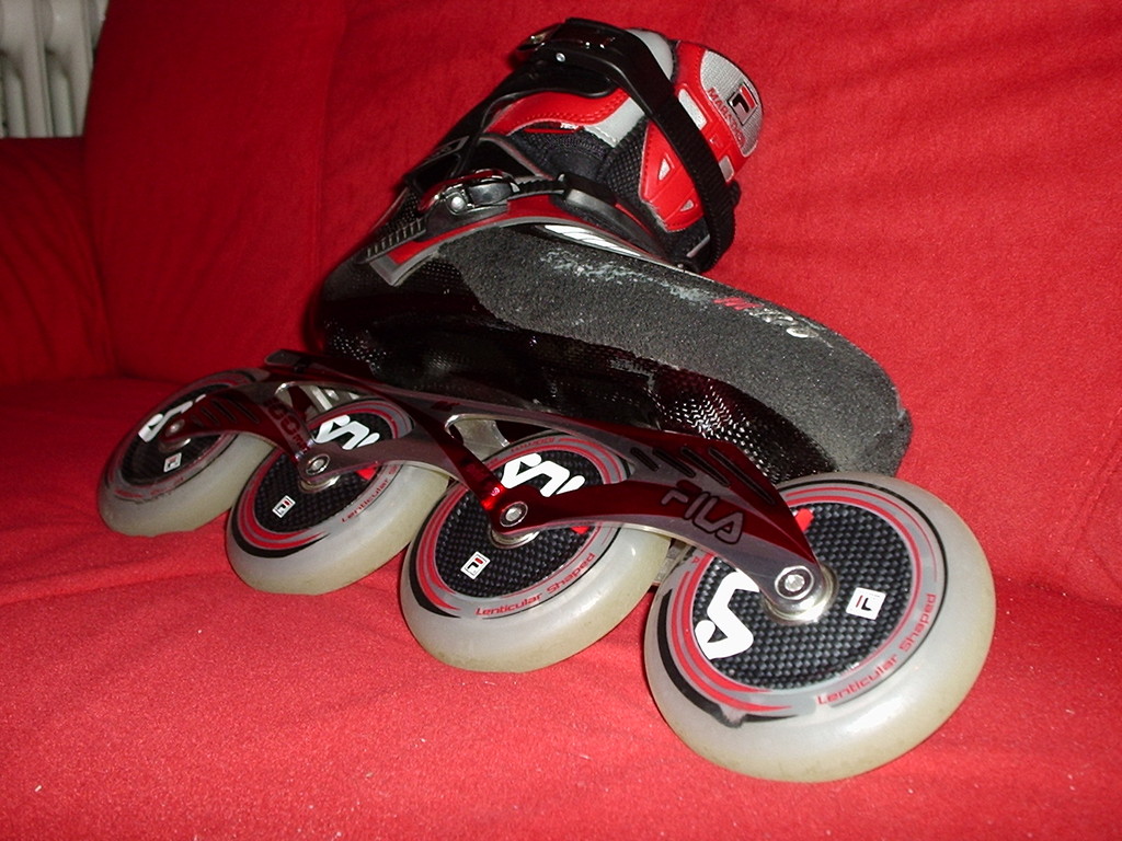 Fila M100
Meine zweiten Skates, gekauft im Mrz 2006, erstmals gefahren im Training mit dem Speedteam Stuttgart
