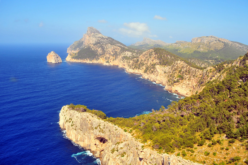 Aussichtspunkt auf halbem Weg von Alcudia zur Spitze des Cap Formentor
Blick von dort Richtung Kaspitze (Osten)
