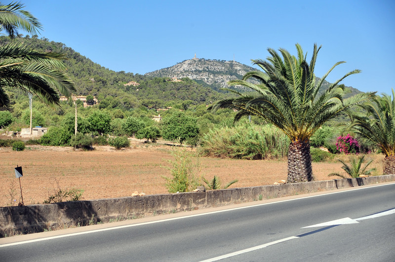 Blick von der MA4010 auf den Puig de Sant Salvador
